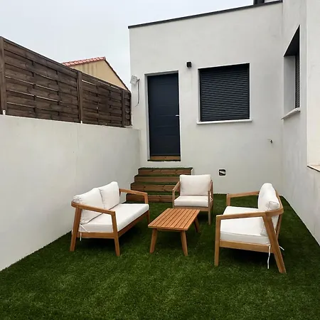 Privée Accès Piscine Couette-café *