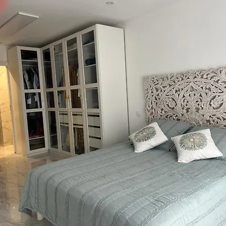 B&B Privee Acces Piscine Pignan