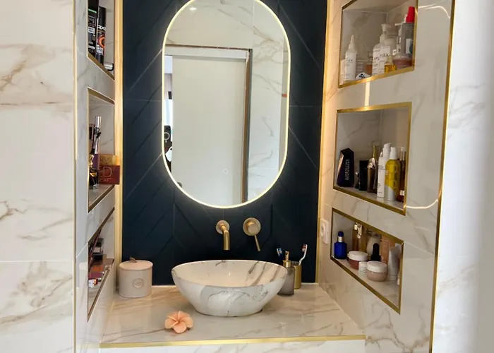 Alojamento de Acomodação e Pequeno-almoço Privee Acces Piscine